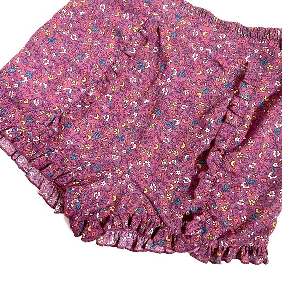 Xhilaration Floral Shorts with Ruffle Line (size small) - Picture 4 of 8